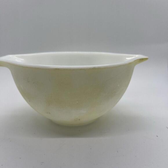 Vintage Pyrex 441 Yellow‎ 1-1/2 Pint Mixing Bowl 6” USA - Picture 1 of 9